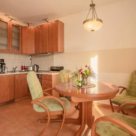 Delux Penthouse F. With View On Beach In The * Split