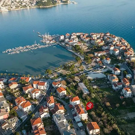 Delux Penthouse F. With View On Beach In The Split
