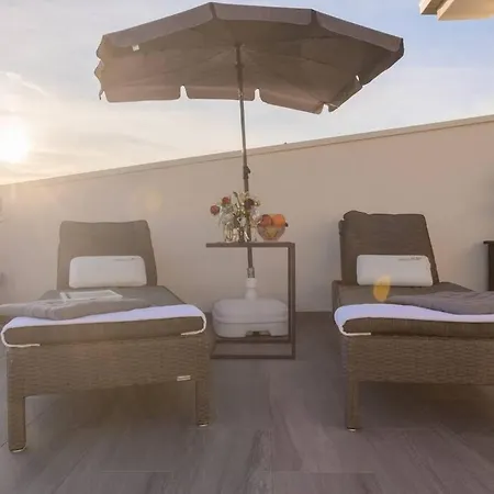 Apartment Delux Penthouse F. With View On Beach In The Split